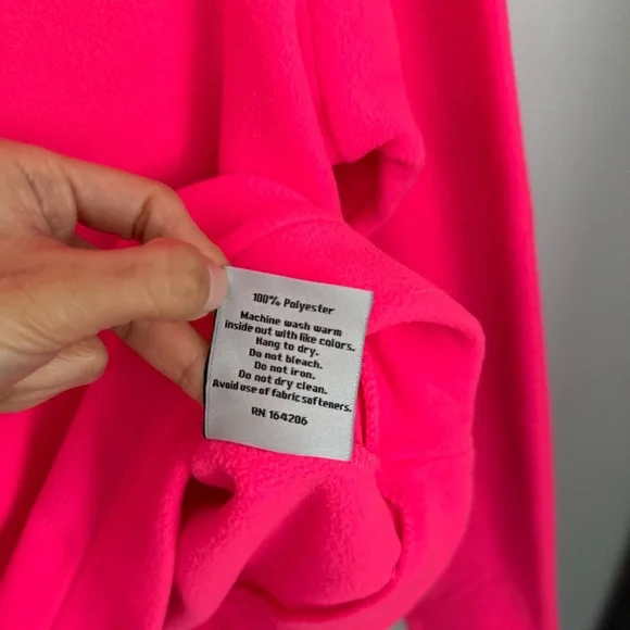 Dudley Stephens Medium Vello Fleece Park Slope Turtleneck Pullover Neon Pink - Picture 5 of 9